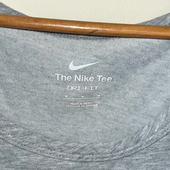 Nike Men's Dri-FIT Training Tank Top Quad God Gray Size Medium - Picture 7 of 7